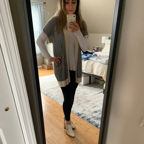 Cream and black striped short sleeve cardigan - Picture 2 of 3